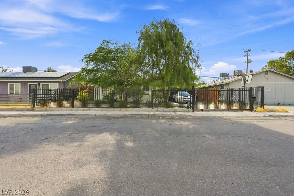 2545 Salt Lake Street, North Las Vegas, NV 89030