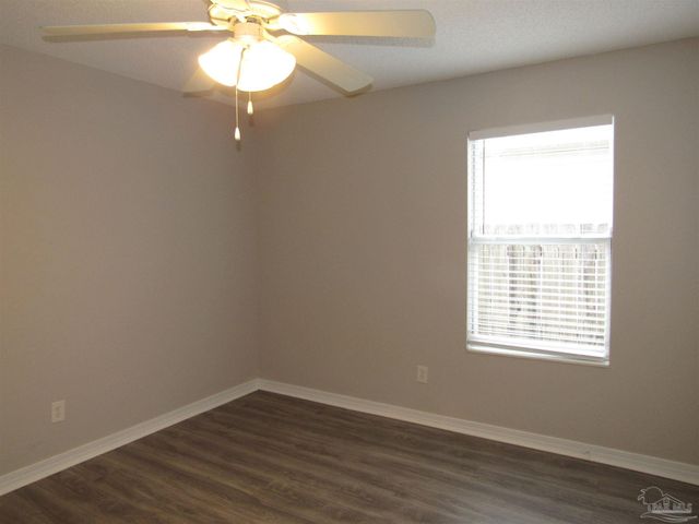 608 Saleta St, Pensacola, FL 32534