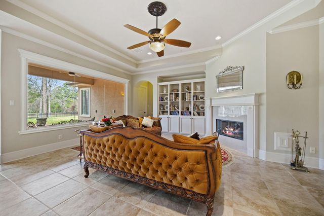 3303 N Cotswold Manor Drive, Kingwood, TX 77339