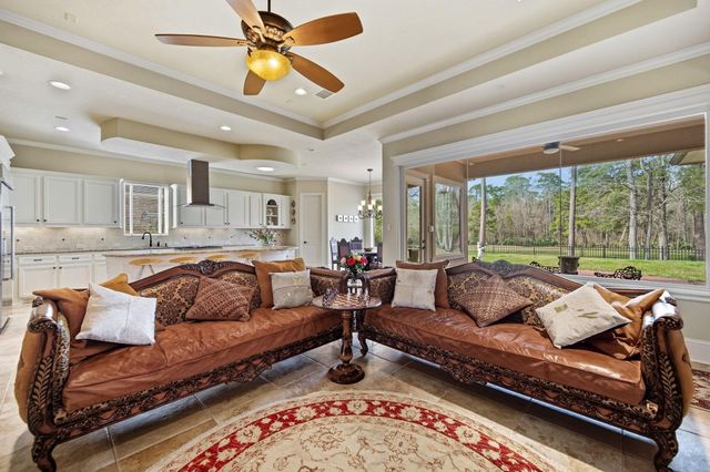 3303 N Cotswold Manor Drive, Kingwood, TX 77339