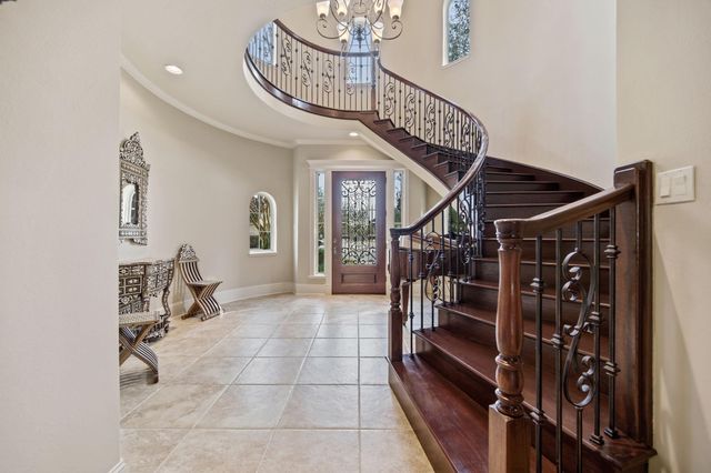 3303 N Cotswold Manor Drive, Kingwood, TX 77339