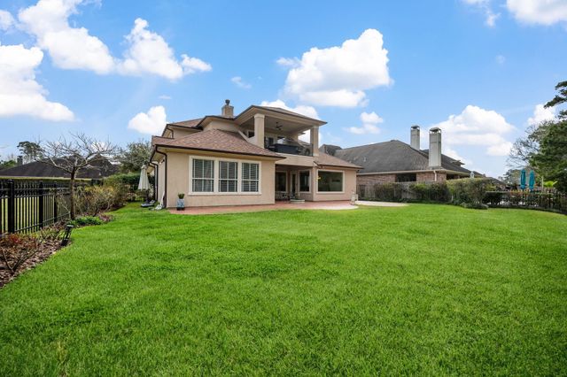 3303 N Cotswold Manor Drive, Kingwood, TX 77339