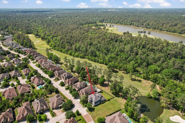 3303 N Cotswold Manor Drive, Kingwood, TX 77339