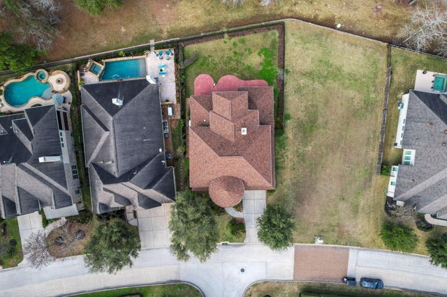 3303 N Cotswold Manor Drive, Kingwood, TX 77339