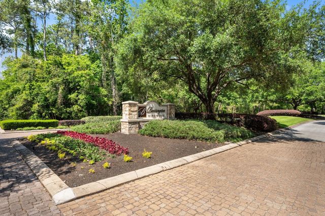 3303 N Cotswold Manor Drive, Kingwood, TX 77339