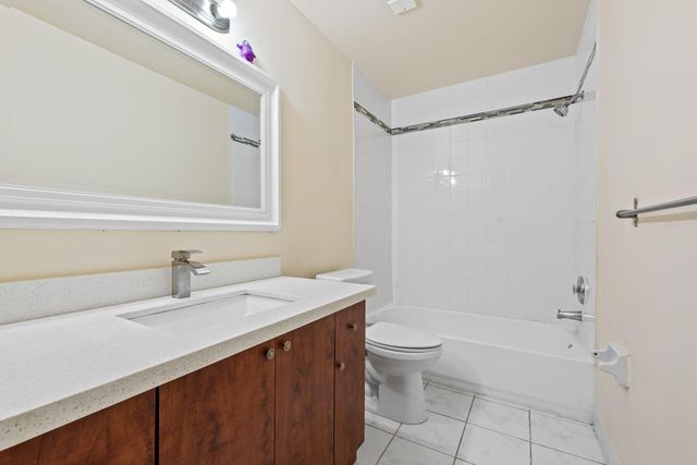 2983 NW 92nd Avenue, Coral Springs, FL 33065