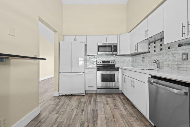 2983 NW 92nd Avenue, Coral Springs, FL 33065