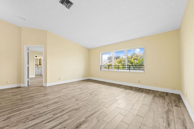 2983 NW 92nd Avenue, Coral Springs, FL 33065