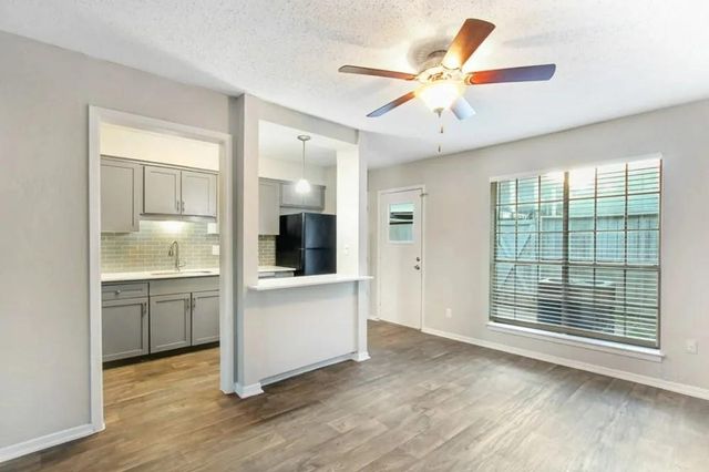 4401 Glenview Court 4209, North Richland Hills, TX 76180