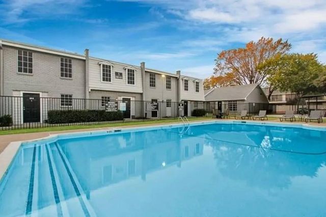 4401 Glenview Court 4209, North Richland Hills, TX 76180