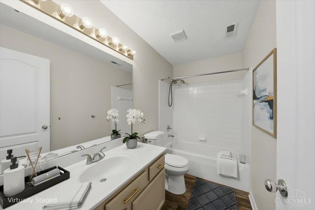 6246 Lake Springs, Mason, OH 45040