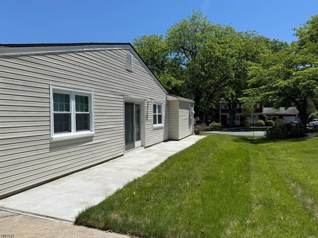 44 Drake Rd, Franklin Twp., NJ 08873