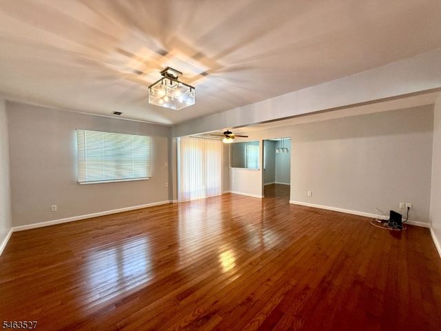 44 Drake Rd, Franklin Twp., NJ 08873
