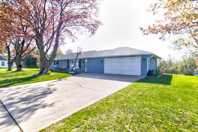 808 GERTRUDE STREET, Kaukauna, WI 54130
