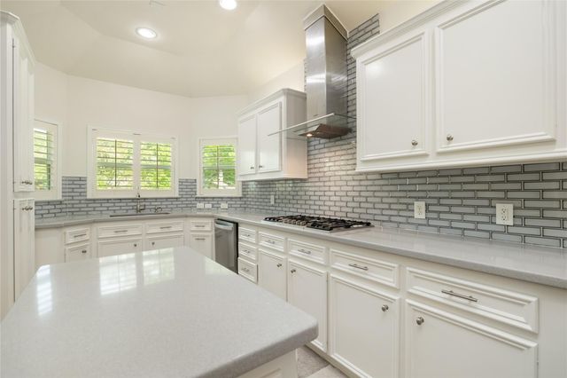 9406 Bevlyn Drive, Houston, TX 77025