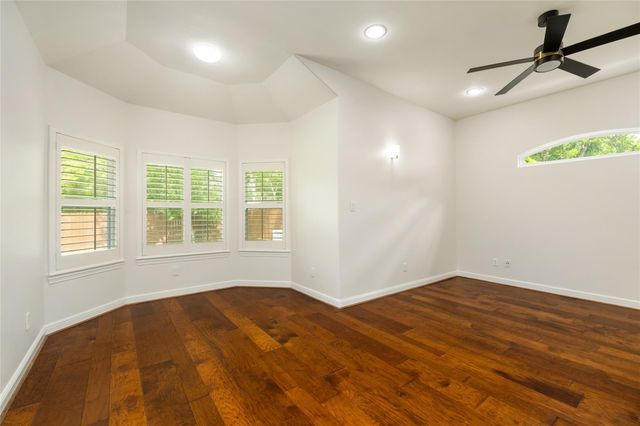 9406 Bevlyn Drive, Houston, TX 77025