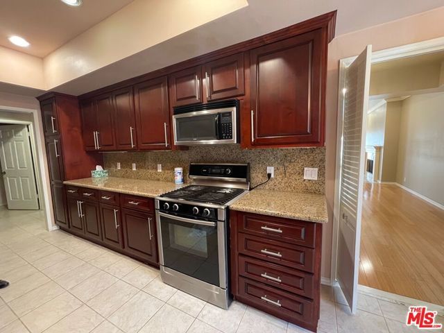 1840 Veteran Avenue 106, Los Angeles, CA 90025