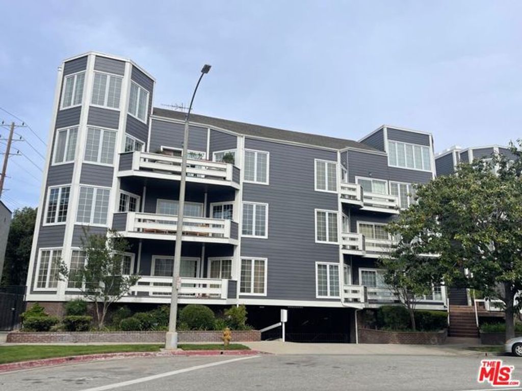1840 Veteran Avenue 106, Los Angeles, CA 90025