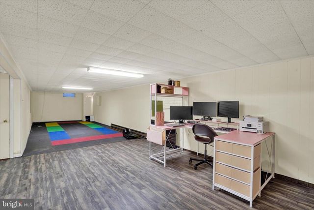 2209 CEDAR RD, York, PA 17408