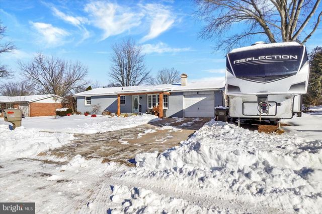 2209 CEDAR RD, York, PA 17408