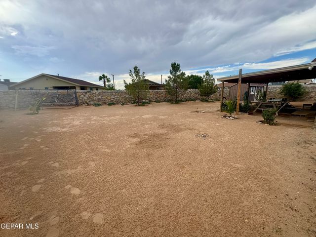 14475 Laureen Zelt Court, Horizon City, TX 79928