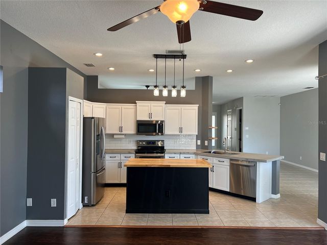 11414 56TH STREET CIRCLE E, Parrish, FL 34219