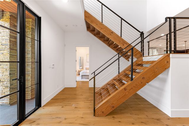 3233 Northwest Parkway, University Park, TX 75225