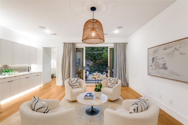 3233 Northwest Parkway, University Park, TX 75225