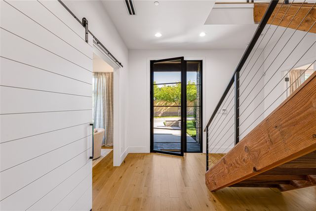 3233 Northwest Parkway, University Park, TX 75225