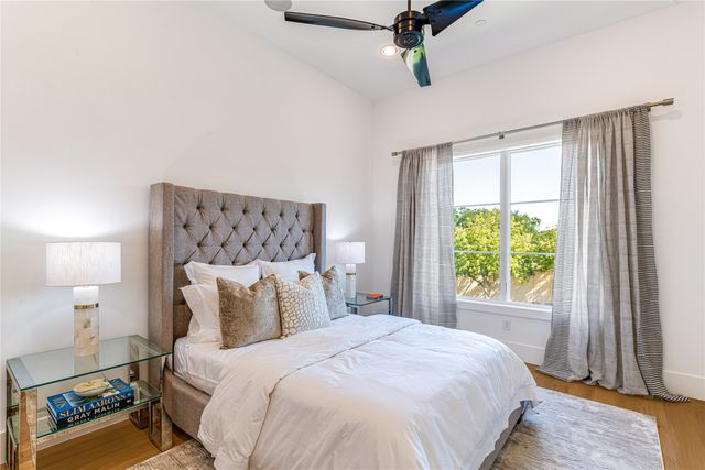 3233 Northwest Parkway, University Park, TX 75225