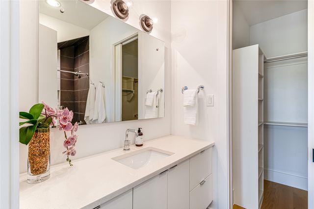 3233 Northwest Parkway, University Park, TX 75225