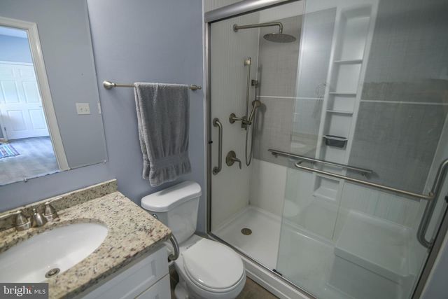 8203 FOREST GLEN DR, Pasadena, MD 21122