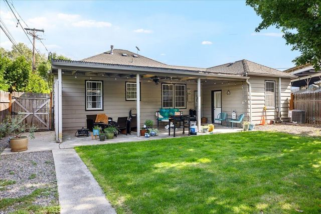 307 Monroe Street, Medford, OR 97501