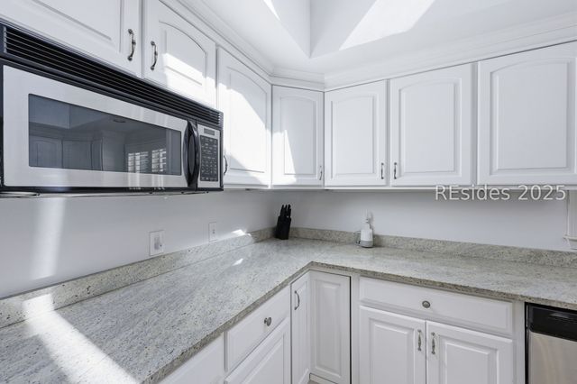 49 Widewater Rd, Hilton Head Island, SC 29926