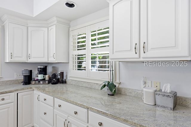 49 Widewater Rd, Hilton Head Island, SC 29926