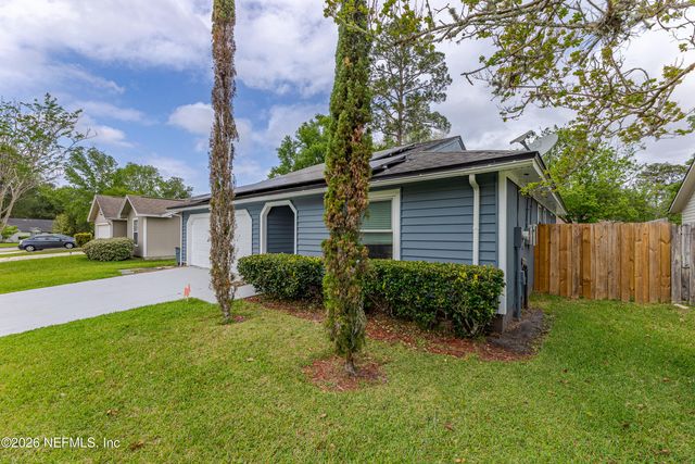 7345 AMANDAS CROSSING Drive S, Jacksonville, FL 32244