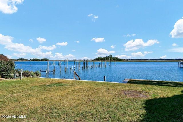 8401 Fazio Drive, Wilmington, NC 28411