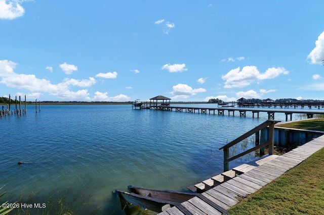 8401 Fazio Drive, Wilmington, NC 28411