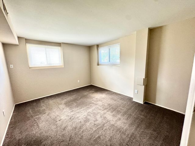 2001 Yellowstone Trail, Brooklyn Park, MN 55444