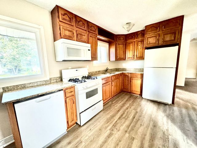 2001 Yellowstone Trail, Brooklyn Park, MN 55444