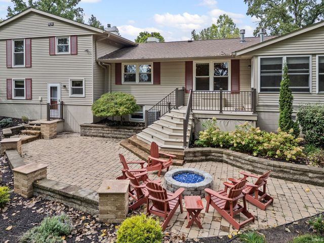 3709 Capilano Drive, West Lafayette, IN 47906