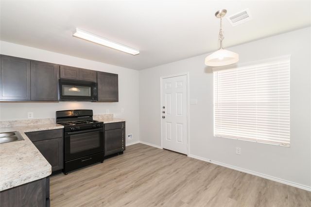 8518 Oak Grove Church Street, Houston, TX 77028
