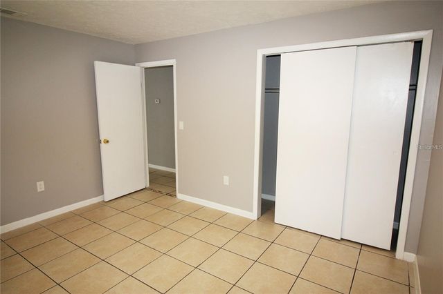9418 N 50TH STREET B, Tampa, FL 33617