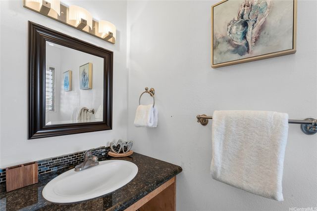371 Mala Street, Wahiawa, HI 96786