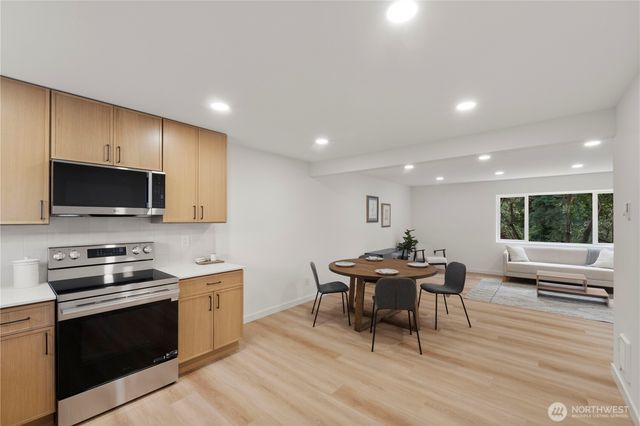 13022 15th Avenue SW, Burien, WA 98146