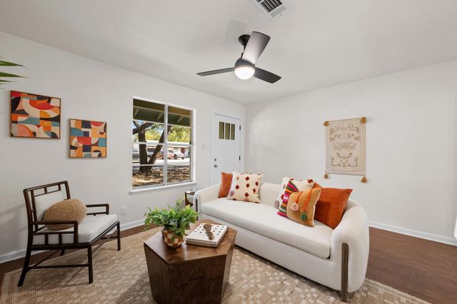 407 Westmorland DR, Austin, TX 78745