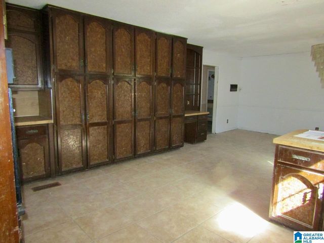 1817 7TH PLACE NW, Birmingham, AL 35215