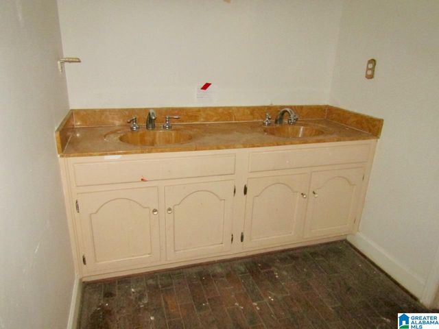 1817 7TH PLACE NW, Birmingham, AL 35215