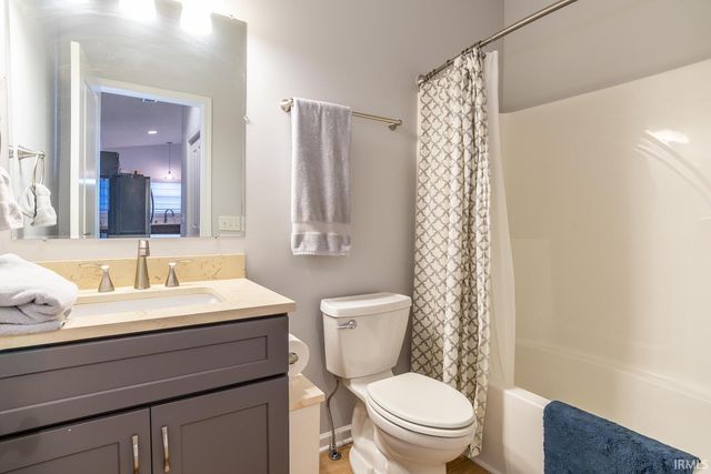 5744 W Daffodil Court, Bloomington, IN 47403