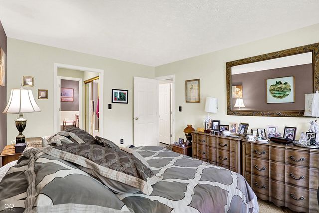 2206 Emily Drive, Indianapolis, IN 46260